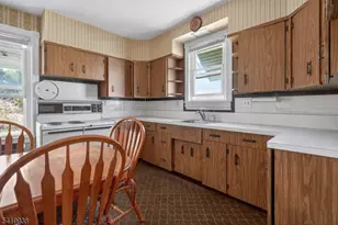 201 3rd Ave, Alpha, NJ 08865 - Photo 8