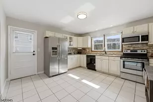 312 Hudson Ave, Hopatcong, NJ 07843 - Photo 4