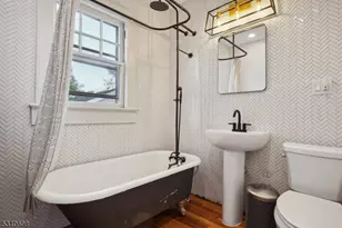 17 Beekman St, Bloomfield, NJ 07003 - Photo 20