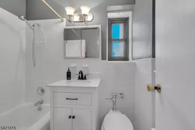 208 Anderson St, Hackensack, NJ 07601 - Photo 6