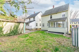 327 Field Pl, Hillside, NJ 07205 - Photo 28