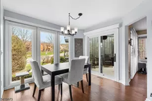 28 Trafalgar Ct, Washington Township, NJ 07840 - Photo 10