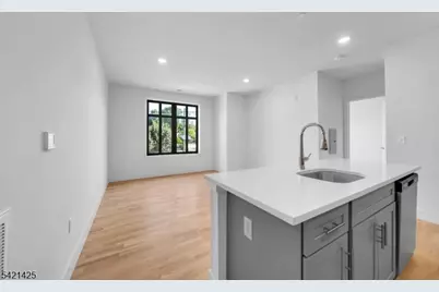 1037 Amboy Ave, Edison, NJ 08837 - Photo 4