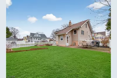 108 9th Ave, Hawthorne, NJ 07506 - Photo 36