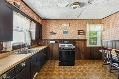 574 Sherman Ave, Roselle, NJ 07203 - Photo 10