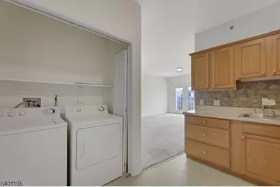 520 Victor St #42, Saddle Brook Township, NJ 07663 - Photo 10