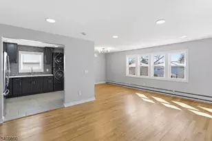 19 Evelyn Ct, Maplewood, NJ 07040 - Photo 4