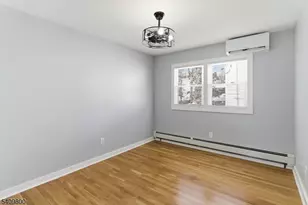 19 Evelyn Ct, Maplewood, NJ 07040 - Photo 6