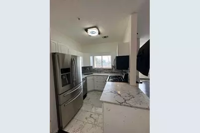 322 Brittany Dr, Wayne, NJ 07470 - Photo 2