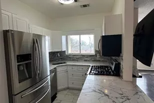 322 Brittany Dr, Wayne, NJ 07470 - Photo 2