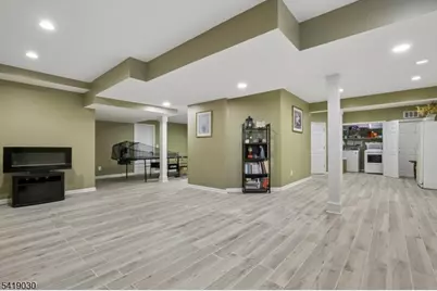 11 Windemere Ct, Hanover Township, NJ 07981 - Photo 30