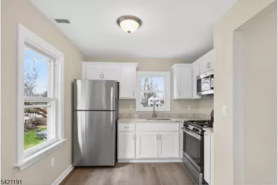 119 Vogel Pl, Middlesex, NJ 08846 - Photo 8