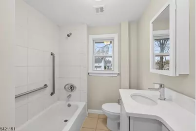 119 Vogel Pl, Middlesex, NJ 08846 - Photo 10