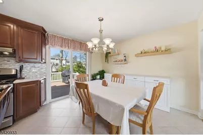 28 Lord Stirling Drive, Parsippany, NJ 07054 - Photo 10