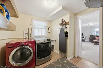 28 Lord Stirling Drive, Parsippany, NJ 07054 - Photo 32