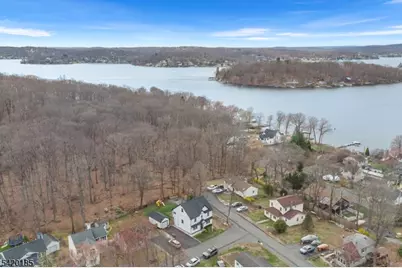 29 Tennis Rd, Jefferson Township, NJ 07849 - Photo 40