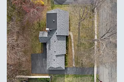 7 Village Rd, Florham Park, NJ 07932 - Photo 30