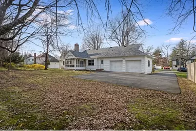 7 Village Rd, Florham Park, NJ 07932 - Photo 26