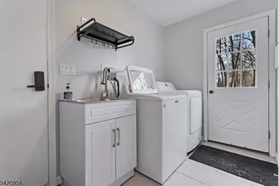 7 Village Rd, Florham Park, NJ 07932 - Photo 22