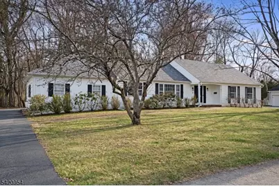 7 Village Rd, Florham Park, NJ 07932 - Photo 2