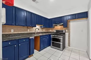 452 Marshall St, Elizabeth, NJ 07206 - Photo 8