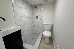 356 Carnegie Pl, Union Township, NJ 07088 - Photo 10