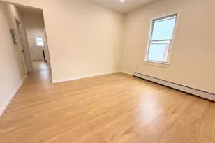 356 Carnegie Pl, Union Township, NJ 07088 - Photo 2