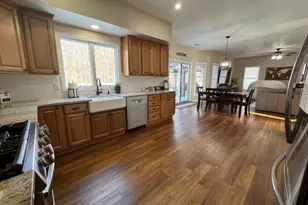 61 E Shore Lake Owassa Rd, Frankford Township, NJ 07860 - Photo 26