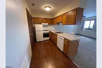 1 Big Sky Dr #3, Vernon, NJ 07462 - Photo 4