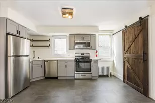 43 Pleasant Way, Montclair, NJ 07042 - Photo 4