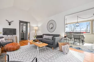 2109 Lakeside Dr, Vernon Twp., NJ 07422 - Photo 4