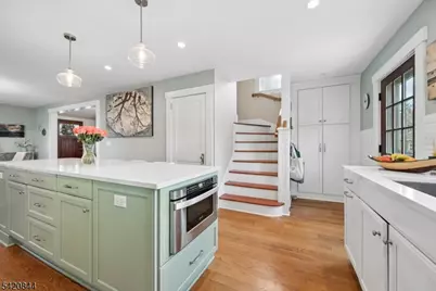 40 Lenox Ter, Bloomfield, NJ 07003 - Photo 24