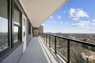 285 Aycrigg Ave, Passaic, NJ 07055 - Photo 14