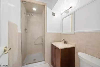 285 Aycrigg Ave #11G, Passaic, NJ 07055 - Photo 10