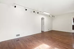 95 Sycamore Ave, Livingston, NJ 07039 - Photo 4