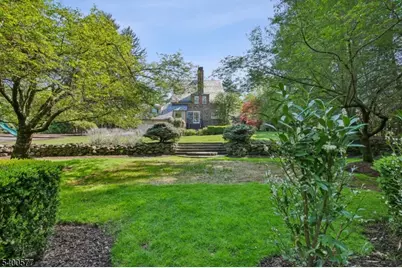 18 Chestnut Pl, Millburn, NJ 07078 - Photo 6