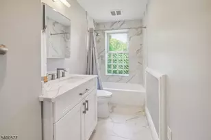 18 Chestnut Pl, Millburn, NJ 07078 - Photo 26