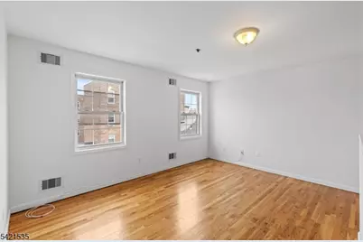 401 Bergenline Ave, Union City, NJ 07087 - Photo 10