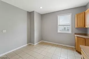 550 Norwood St, East Orange, NJ 07018 - Photo 4