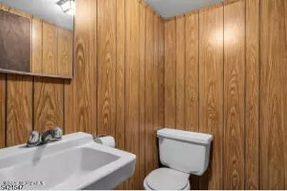 47 S Walnut Ave, Woodbridge Township, NJ 08830 - Photo 22