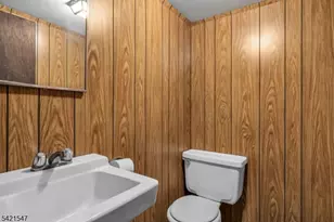 47 S Walnut Ave, Woodbridge Township, NJ 08830 - Photo 22