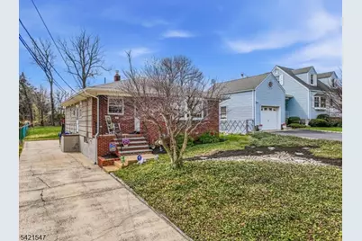 47 S Walnut Ave, Woodbridge Township, NJ 08830 - Photo 2