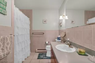 47 S Walnut Ave, Woodbridge Township, NJ 08830 - Photo 16