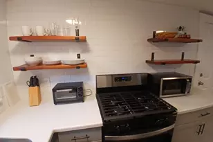 17 Thomas St, Bloomfield, NJ 07003 - Photo 4