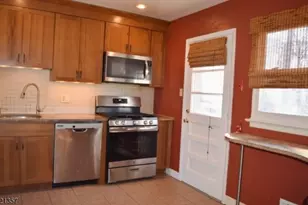 50 Auburn Rd, Parsippany, NJ 07054 - Photo 4