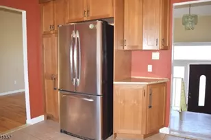 50 Auburn Rd, Parsippany, NJ 07054 - Photo 6