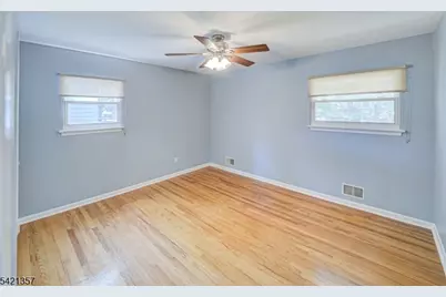 50 Auburn Rd, Parsippany, NJ 07054 - Photo 16