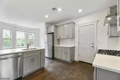 67 Dunnell Rd, Maplewood, NJ 07040 - Photo 6