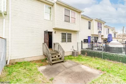 94 19th Ave, Newark, NJ 07103 - Photo 20