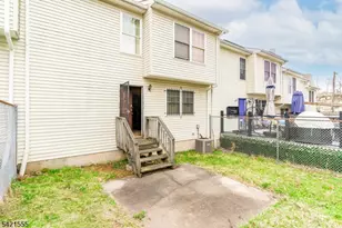 94 19th Ave, Newark, NJ 07103 - Photo 20